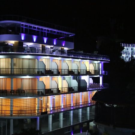 Sky View Grand Hotel Kandy Ngoại thất bức ảnh