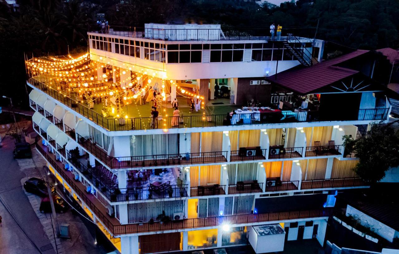 Sky View Grand Hotel Kandy Ngoại thất bức ảnh