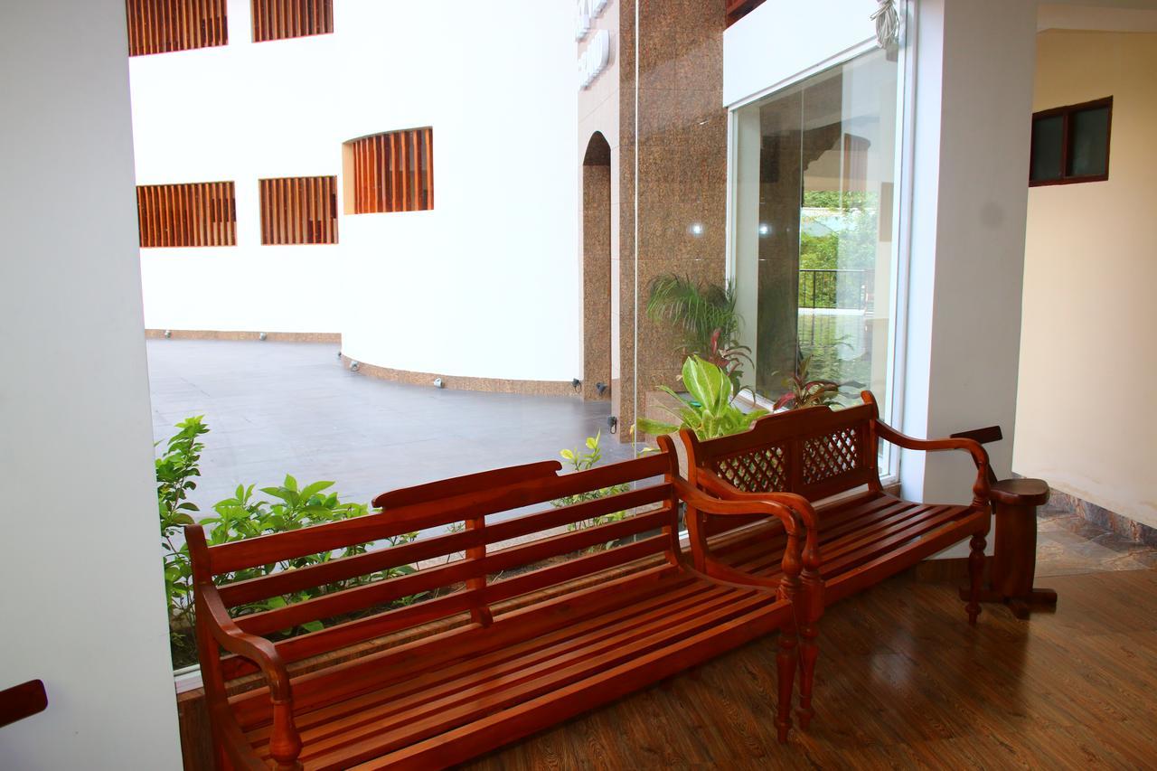 Sky View Grand Hotel Kandy Ngoại thất bức ảnh
