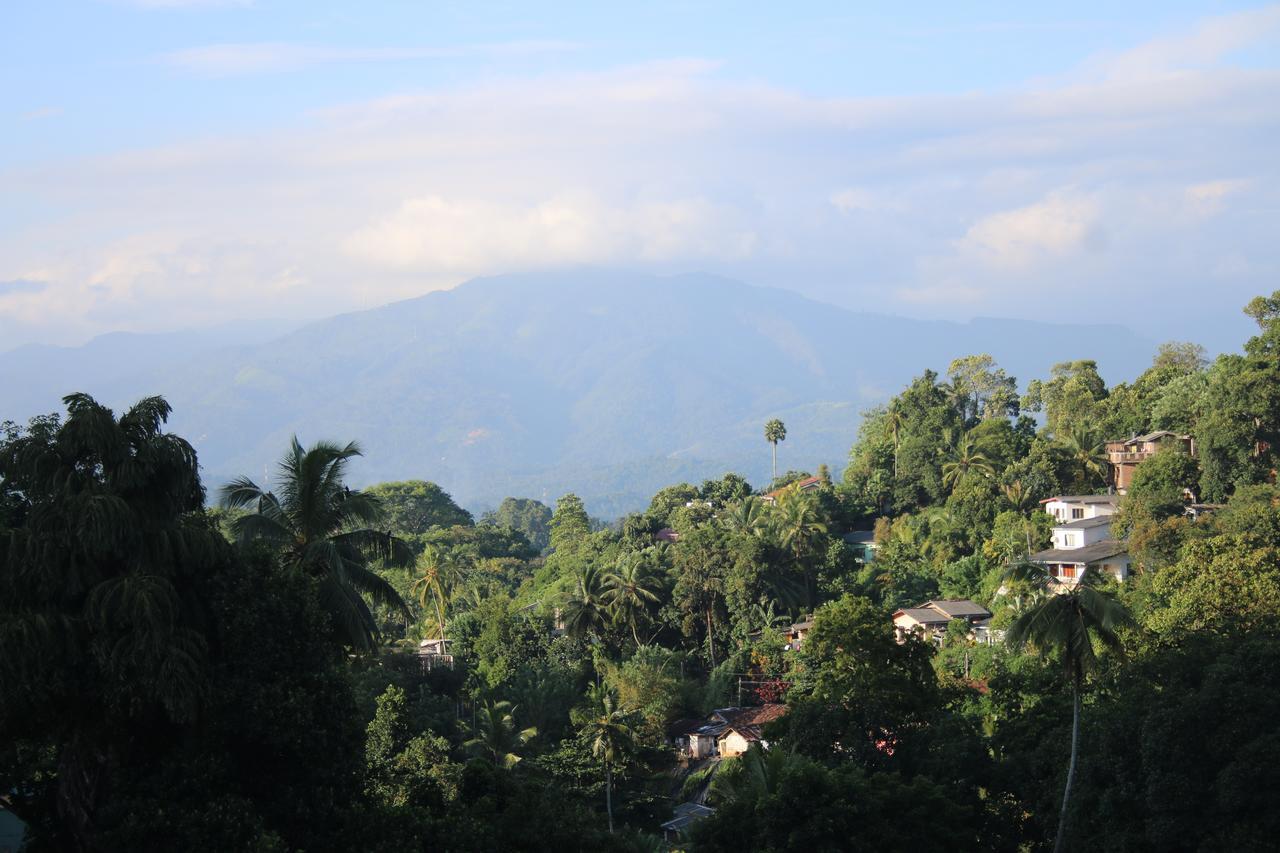 Sky View Grand Hotel Kandy Ngoại thất bức ảnh